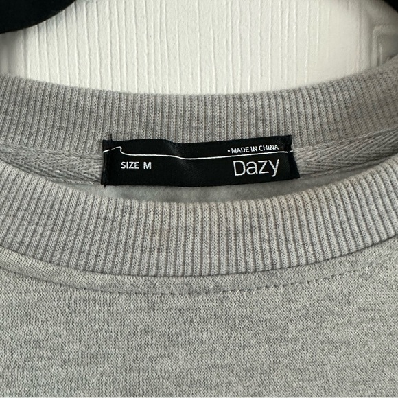 Women Sweaters - Picture 4 of 5